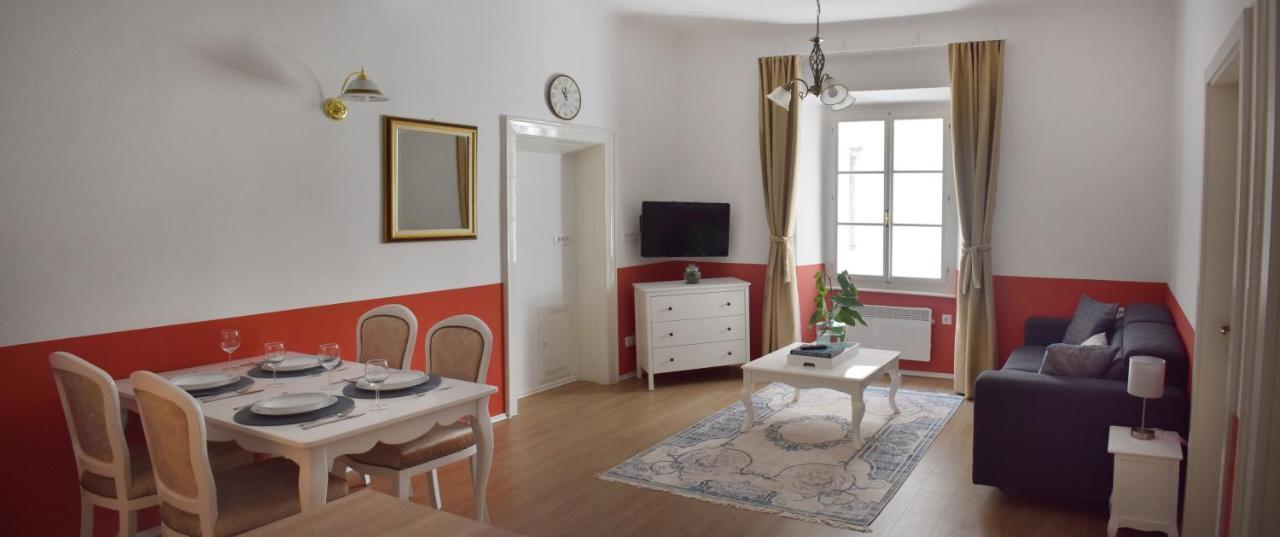 Vitez Apartment II Любляна Екстериор снимка