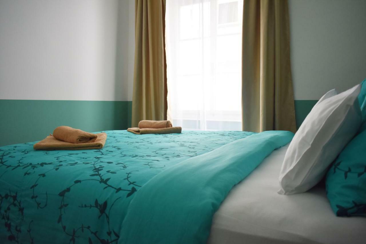Vitez Apartment II Любляна Екстериор снимка