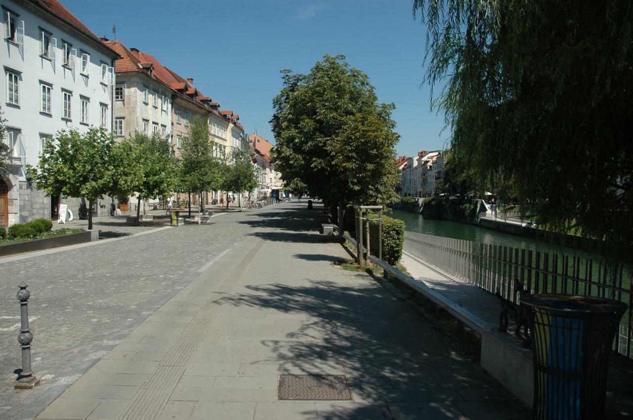 Vitez Apartment II Любляна Екстериор снимка